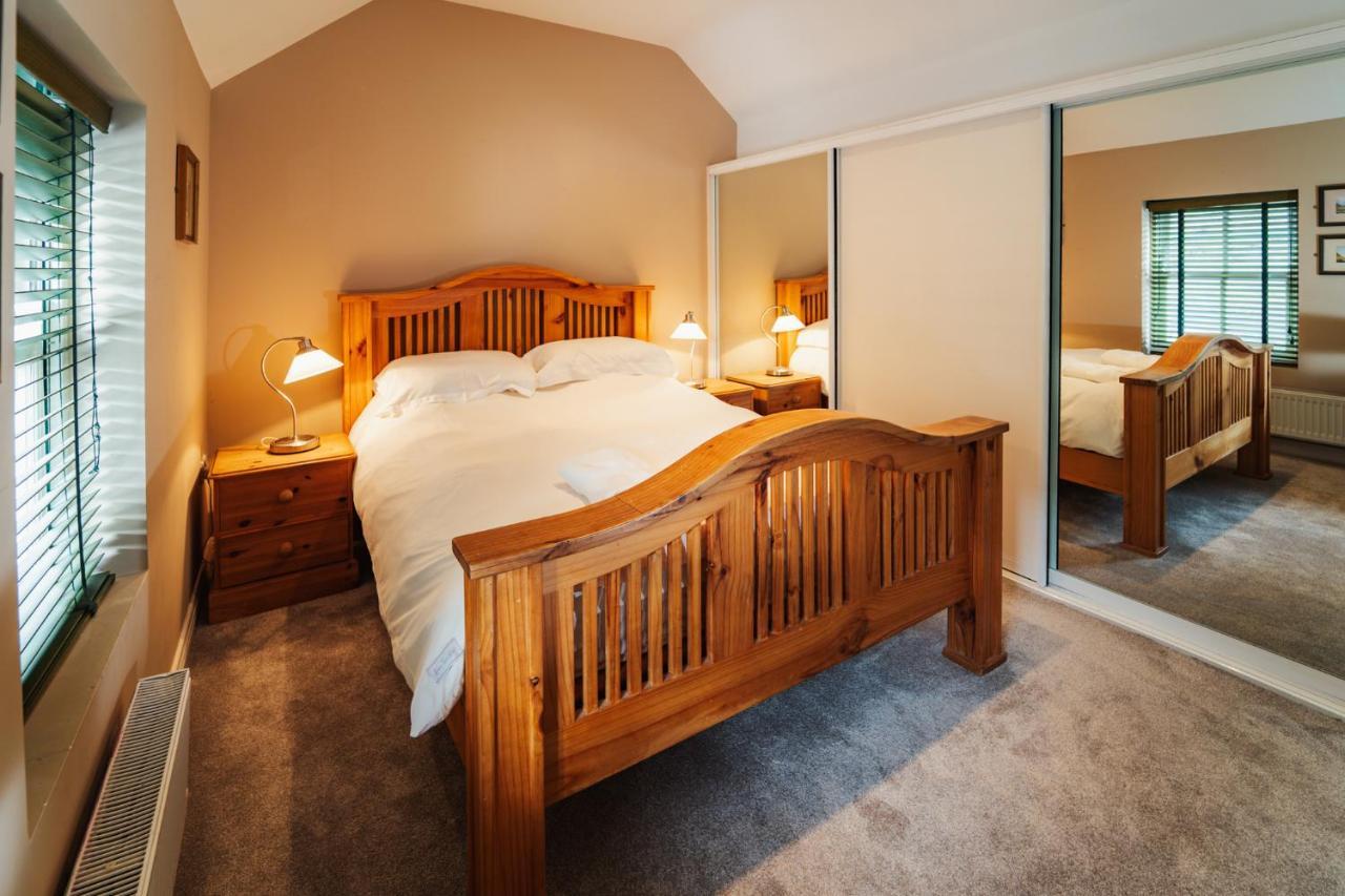 Delphi Lodge Cottages 리나운 외부 사진